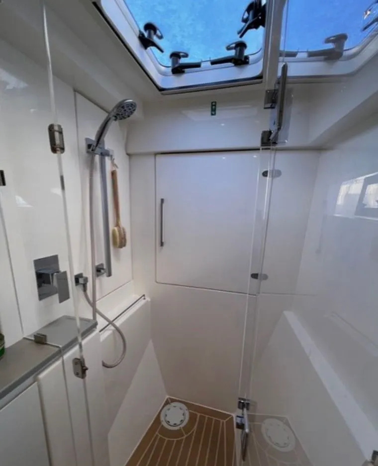 Slide: The Image of Leopard 40 2019 - 21