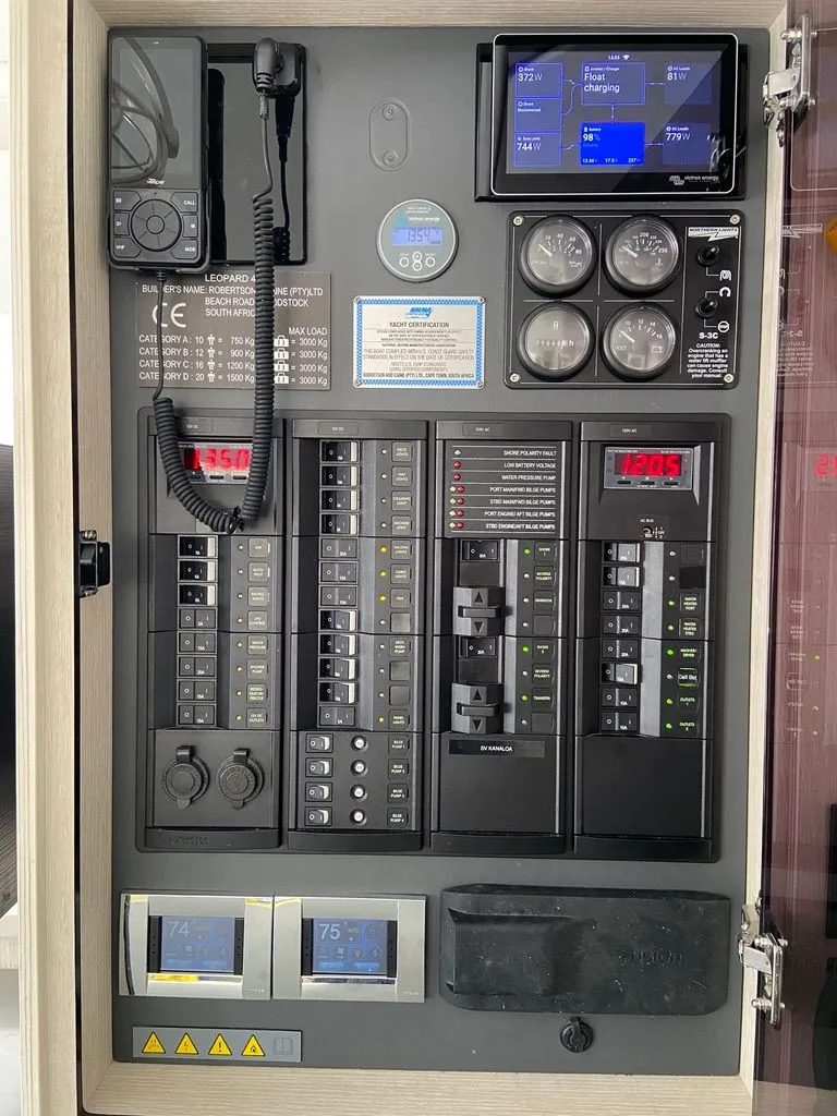 Slide: The Image of Leopard 40 2019 - 63
