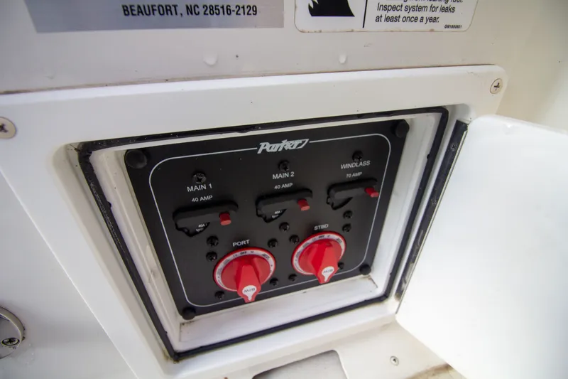 Slide: The Image of Control panel of Parker 2520 XLD Sport Cabin boat, year 2022. - 43