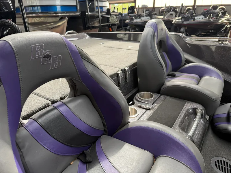 Slide: The Image of Bass Cat Eyra 2021 - 17