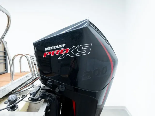 Slide: The Image of Massimo P23T LTD Lounge 200 2021 - 7