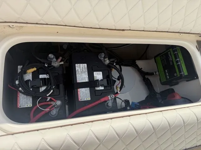 Slide: The Image of Pioneer 220 Bay Sport 2024 - 19