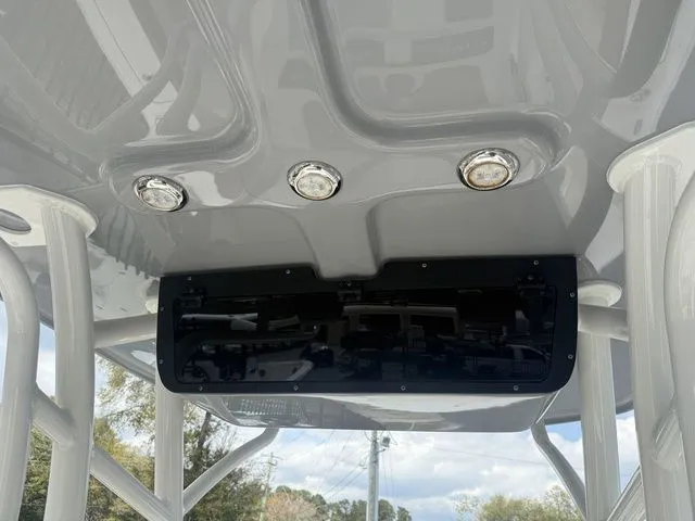 Slide: The Image of Pioneer 220 Bay Sport 2024 - 21