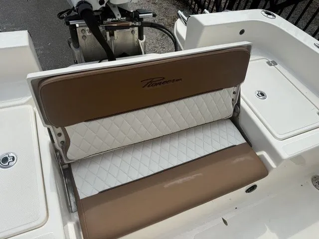 Slide: The Image of Pioneer 220 Bay Sport 2024 - 24