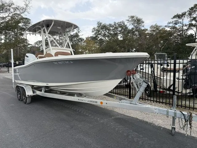 Slide: The Image of Pioneer 220 Bay Sport 2024 - 3