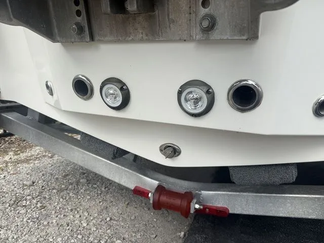 Slide: The Image of Pioneer 220 Bay Sport 2024 - 6