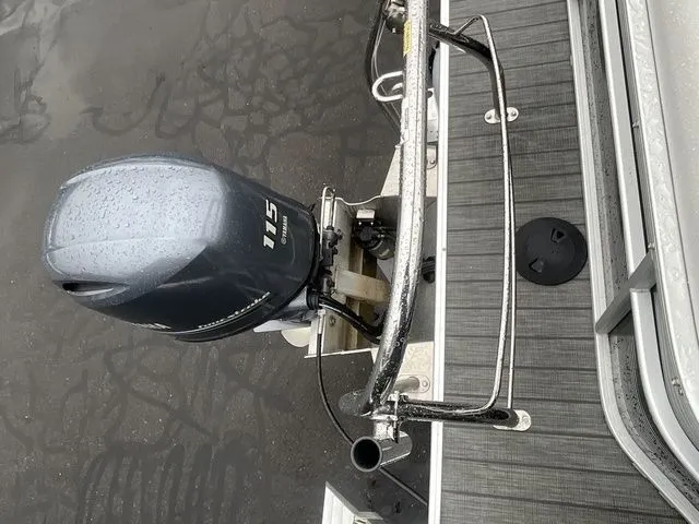 Slide: The Image of Godfrey SW 2286 C 2020 - 10