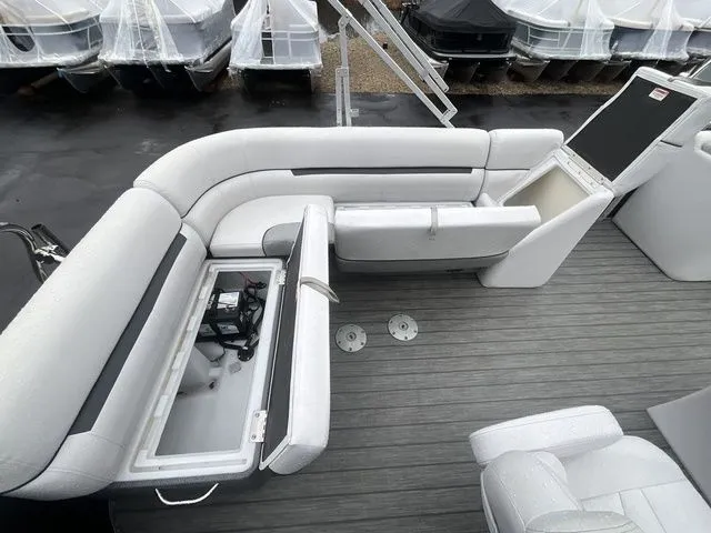 Slide: The Image of Godfrey SW 2286 C 2020 - 14