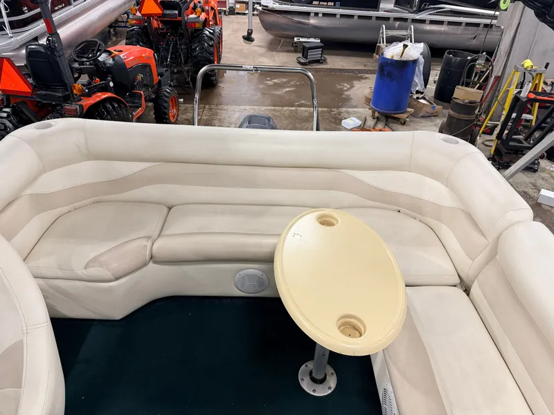 Slide: The Image of Premier 210 SunSation & 60HP Yamaha 4Stroke - $12,995 2004 - 29