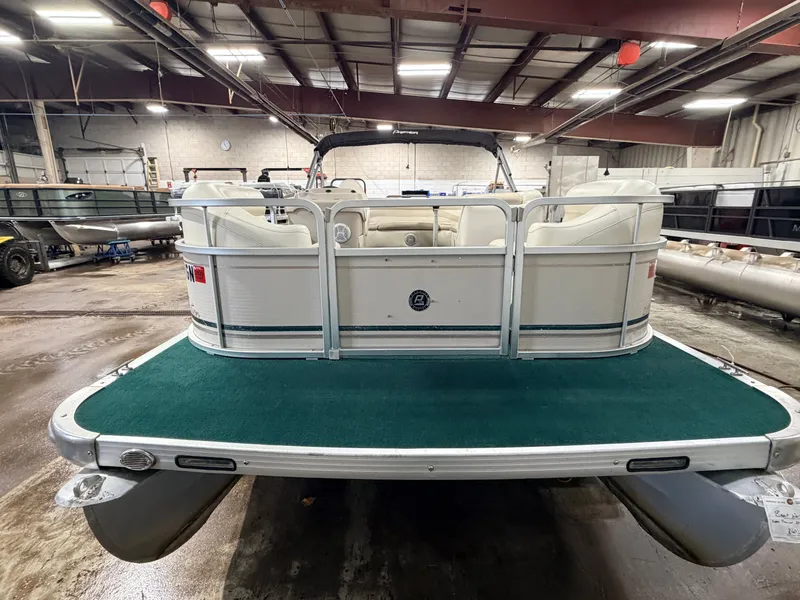 Slide: The Image of Premier 210 SunSation & 60HP Yamaha 4Stroke - $12,995 2004 - 31