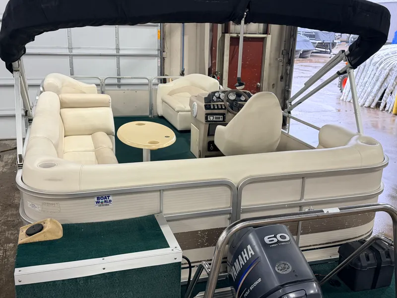 Slide: The Image of Premier 210 SunSation & 60HP Yamaha 4Stroke - $12,995 2004 - 6