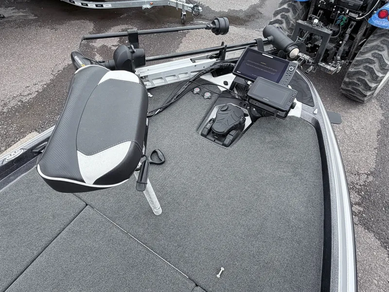 Slide: The Image of Skeeter FXR 21LE 2021 - 19