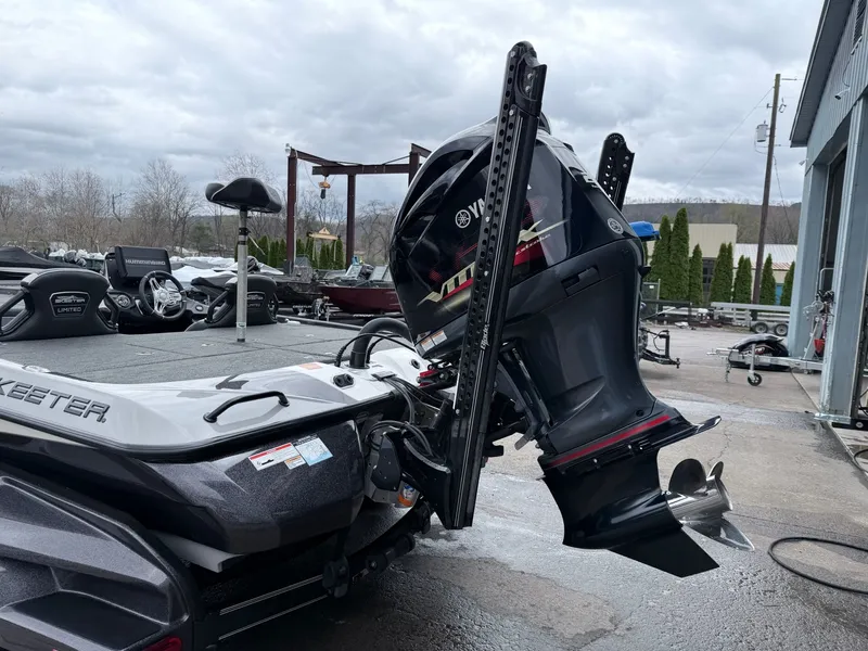 Slide: The Image of Skeeter FXR 21LE 2021 - 49