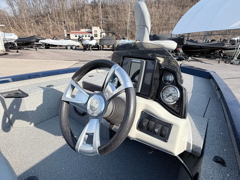 Slide: The Image of G3 Sportsman 17 VYL 2018 - 17