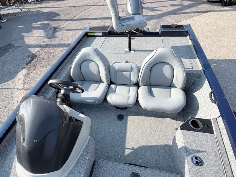 Slide: The Image of G3 Sportsman 17 VYL 2018 - 28