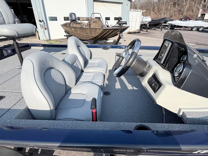 Slide: The Image of G3 Sportsman 17 VYL 2018 - 3