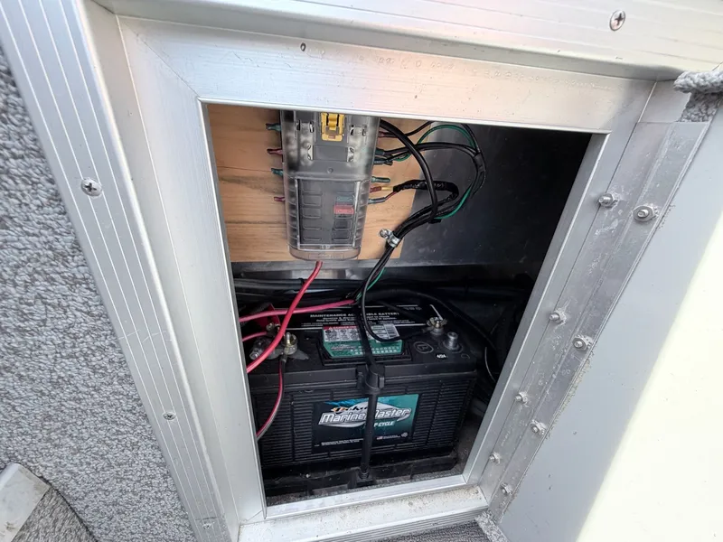 Slide: The Image of Starcraft Fishmaster 210 2021 - 11