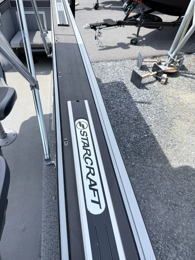 Slide: The Image of Starcraft Fishmaster 210 2021 - 16