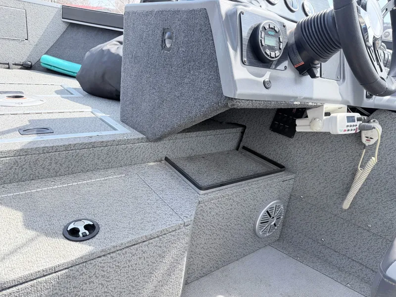 Slide: The Image of Starcraft Fishmaster 210 2021 - 20