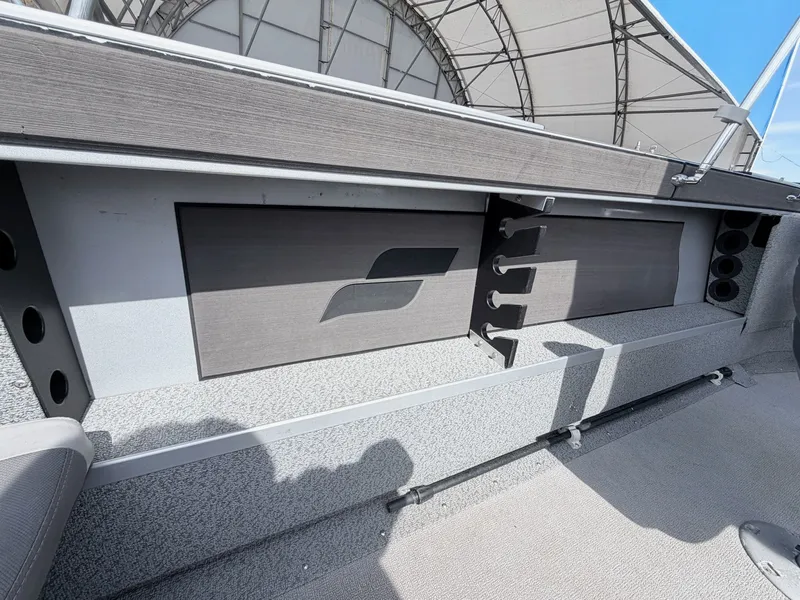 Slide: The Image of Starcraft Fishmaster 210 2021 - 29