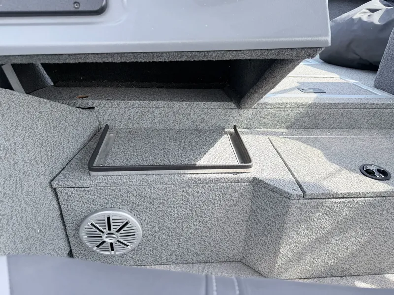 Slide: The Image of Starcraft Fishmaster 210 2021 - 34