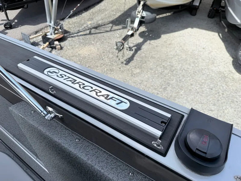 Slide: The Image of Starcraft Fishmaster 210 2021 - 5