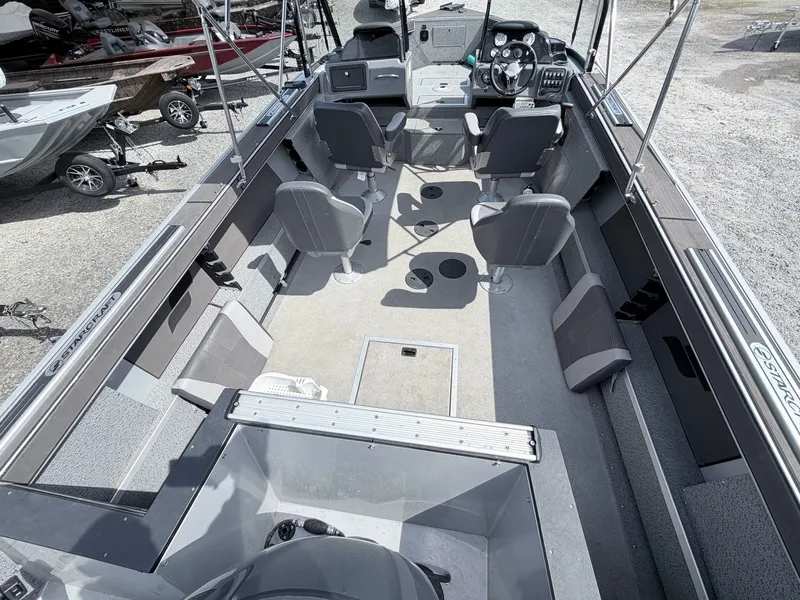 Slide: The Image of Starcraft Fishmaster 210 2021 - 7