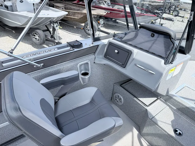 Slide: The Image of Starcraft Fishmaster 210 2021 - 9