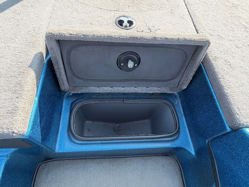 Slide: The Image of Triton Tr-186 2007 - 20