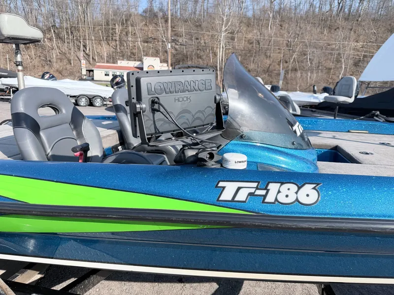 Slide: The Image of Triton Tr-186 2007 - 31