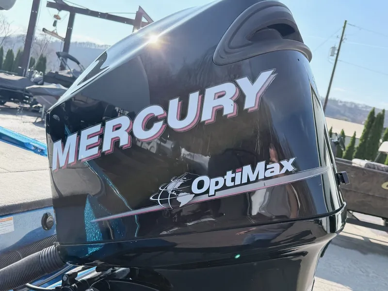 Slide: The Image of Triton Tr-186 2007 - 35