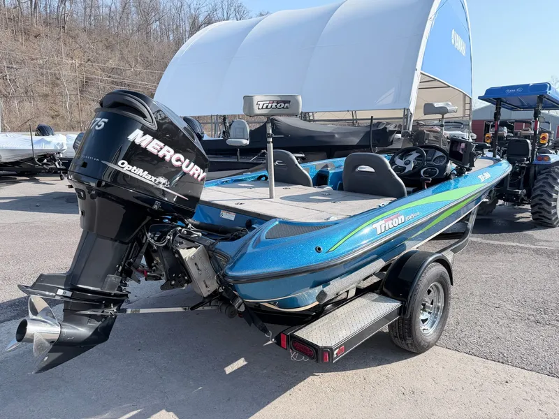 Slide: The Image of Triton Tr-186 2007 - 42