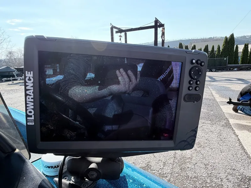 Slide: The Image of Triton Tr-186 2007 - 6