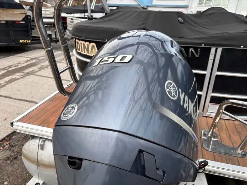 Slide: The Image of Sylvan Mirage Cruise 8522 Entertainer 2016 - 17