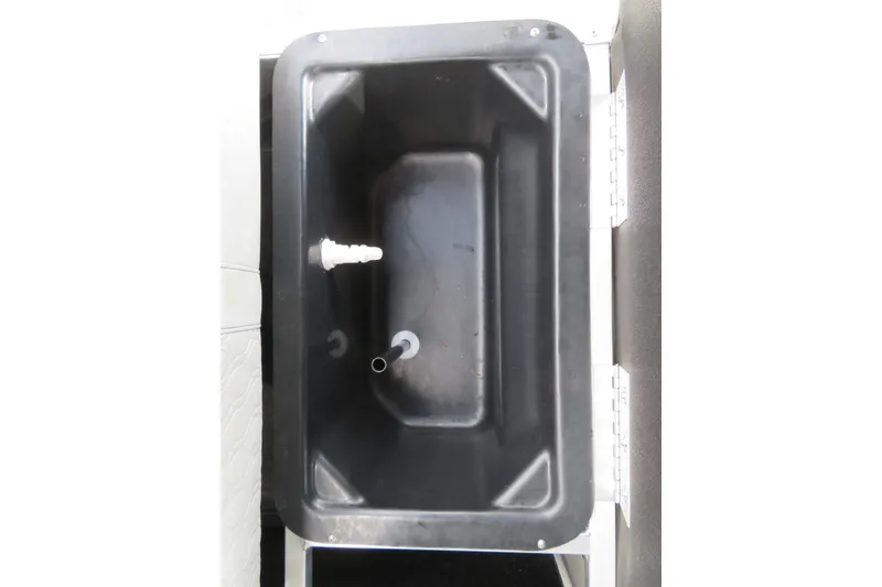 Slide: The Image of Interior view of a black tank in Avalon Venture 85 Rear Fish 2026. - 22