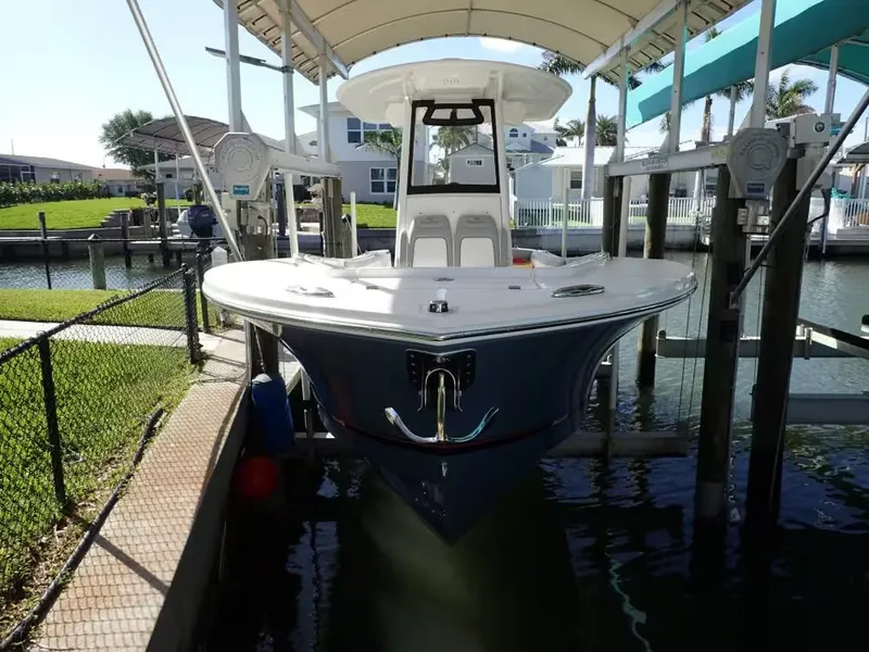 Slide: The Image of Regulator Marine 25 OPEN 2020 - 6