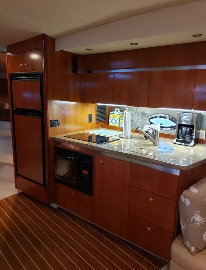 Slide: The Image of Cruisers 420 Express 2009 - 5