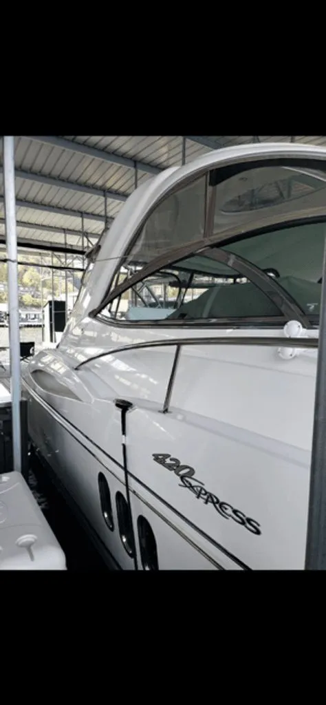 Slide: The Image of Cruisers 420 Express 2009 - 7