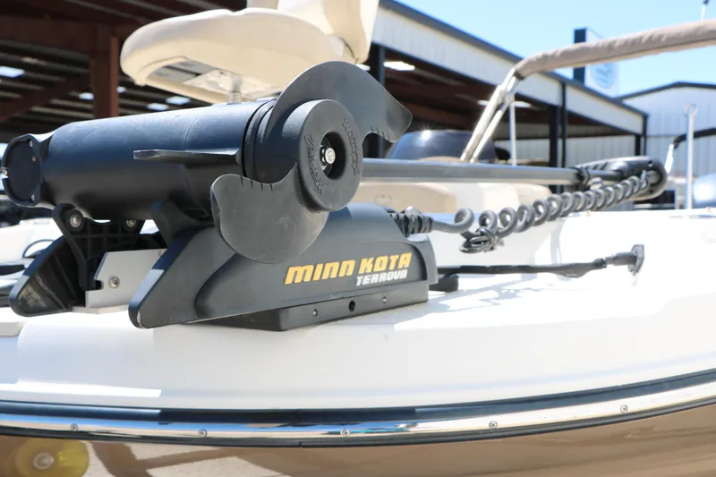 Slide: The Image of Minn Kota Terrova trolling motor on 2015 Stingray 192 SC boat deck. - 18