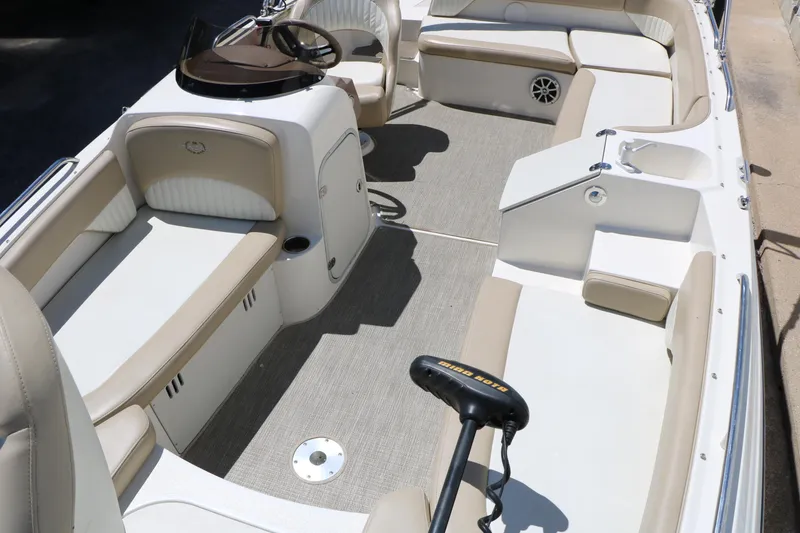 Slide: The Image of 2015 Stingray 192 SC boat on trailer at Nichols Marine. - 28