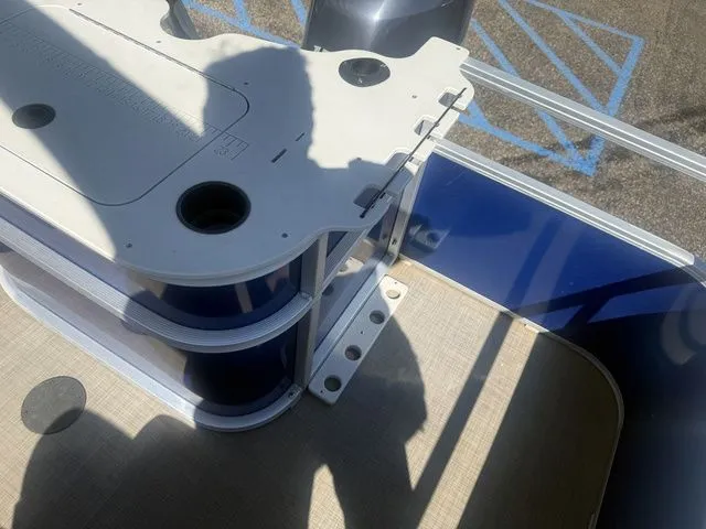 Slide: The Image of G3 V322 RF SunCruiser 2016 - 22