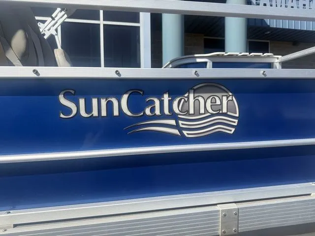 Slide: The Image of G3 V322 RF SunCruiser 2016 - 3