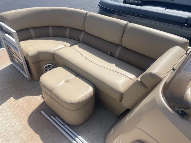 Slide: The Image of Bennington 22SSLX 2016 - 9