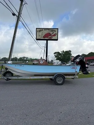 The Image of Boston Whaler 17 Montauk 1978 - 1