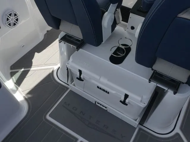 Slide: The Image of Monterey Elite 25 OB 2026 - 35