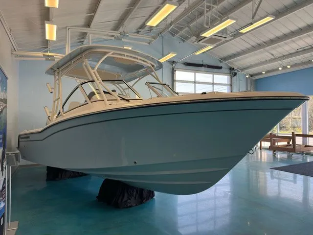 Slide: The Image of Grady-White Freedom 235 2026 - 3