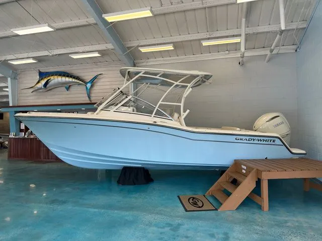 Slide: The Image of Grady-White Freedom 235 2026 - 4