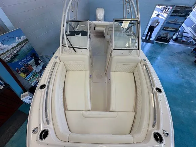 Slide: The Image of Grady-White Freedom 235 2026 - 5