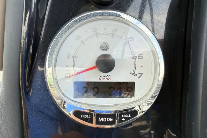 Slide: The Image of Tachometer of 2023 Regency 230 DL3 showing RPM and hours. - 40