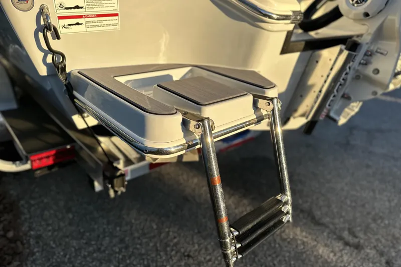 Slide: The Image of 2026 Pathfinder 2600 TRS boat ladder detail, showcasing sturdy design and craftsmanship. - 24